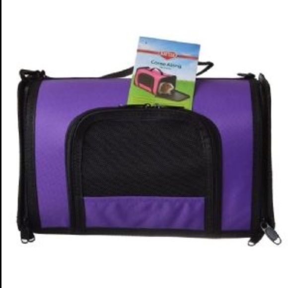 Handbags - NWT 🐰 PURPLE PET CARRIER Size MEDIUM